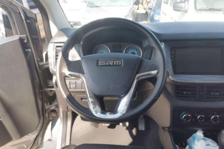 Used Jinbei Gold Hiace 2021 1.5L Passenger Van Travel Lion 6-Seater