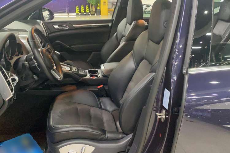 Used Porsche Cayenne 2016 Cayenne Platinum Edition 3.0T
