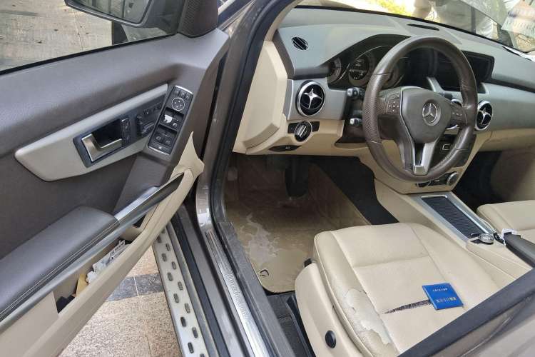 Used Mercedes-Benz GLK-Class 2013 GLK 300 4MATIC Fashion Model