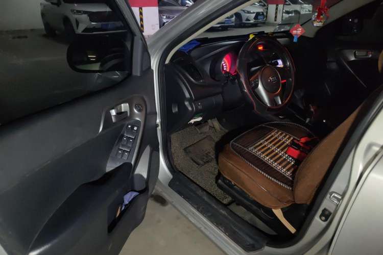 Used Kia Forte 2012 1.6L AT Premium Commemorative Edition
