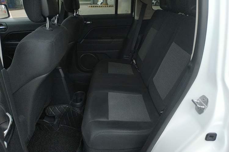 Used Jeep Patriot 2015 2.0L Sport Edition