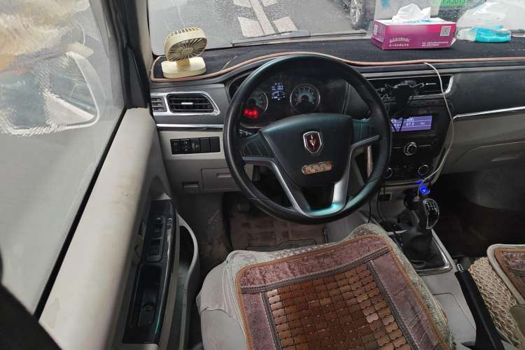 Used Jinbei New Hiace X30L 2018 1.5L Box Truck Wealth Edition DLCG14