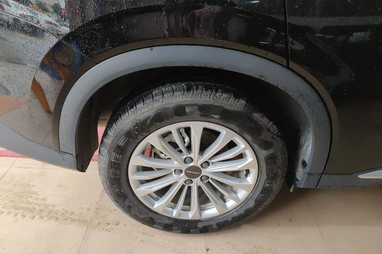 Used Dongfeng Fengon 580 2022 1.5T Automatic Luxury Version