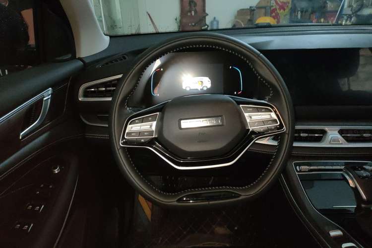 Used Dongfeng Fengon 580 2022 1.5T Automatic Luxury Version