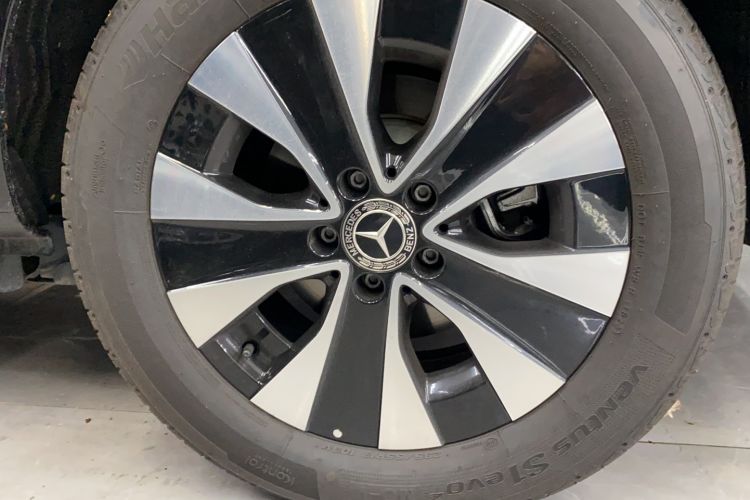 Used Mercedes-Benz Vito 2023 2.0T Elite Version 7 Seats
