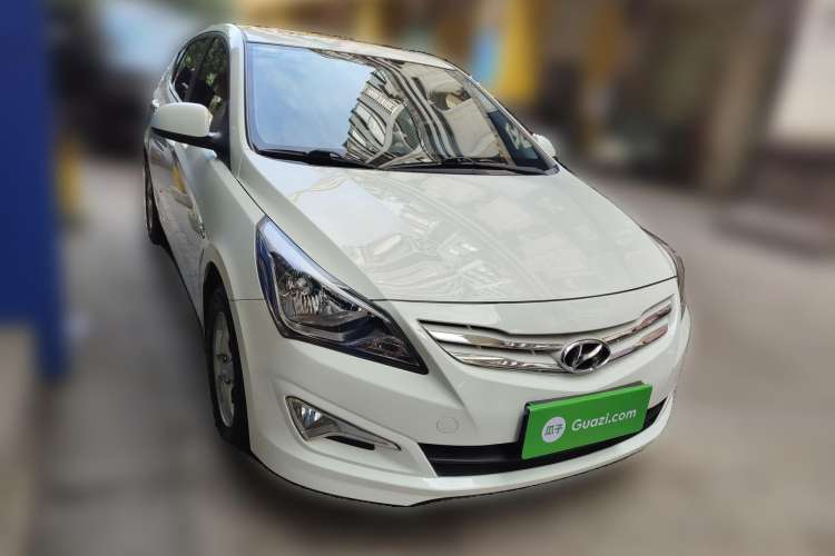 Used Hyundai Verna Ray 2016 1.4L Automatic Leading-Edge GLX
