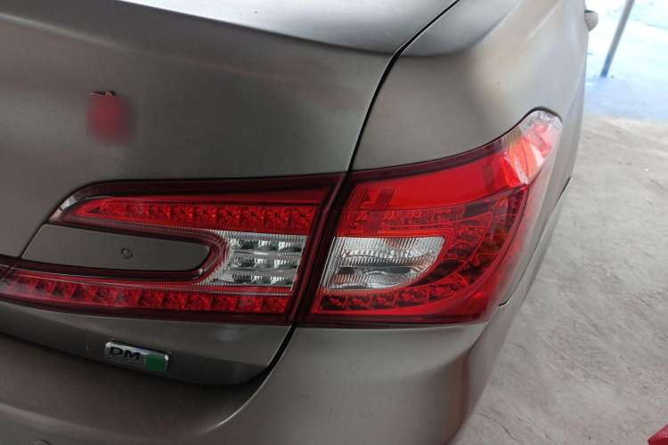 Used BYD Qin New Energy 2015 1.5T Dual-Crown Flagship Plus Edition
