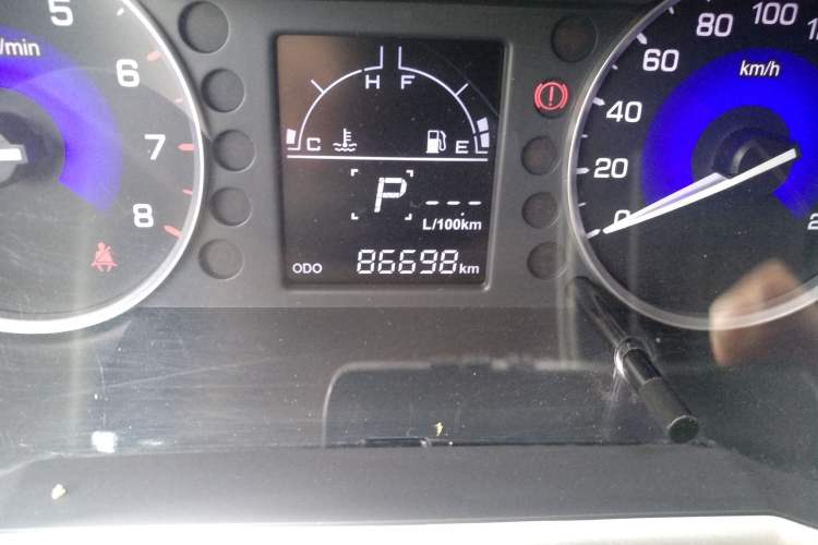 Used Dongfeng Aeolus AX3 2016 1.5L Automatic Shangkue Model
