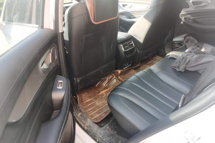 Used Roewe RX5 MAX 2021 Supreme Series 300TGI Automatic Luxury Cabin Edition
