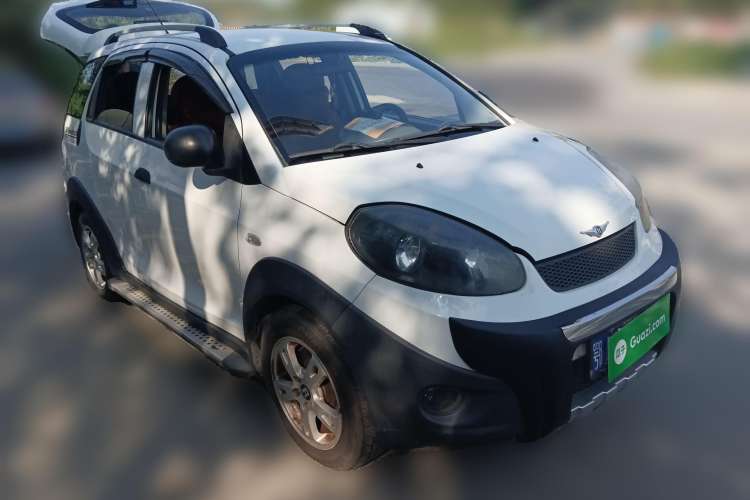 Used Chery X1 2011 1.3L AMT Luxury Model