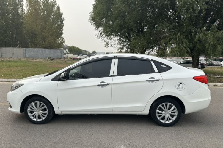 Used Haima M3 2015 1.5L Manual Standard Edition
