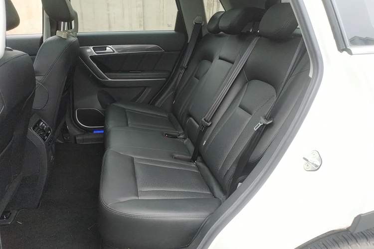 Used Haval H6 Coupe 2017 Red Label 2.0T Automatic Two-Wheel Drive Prestige Model