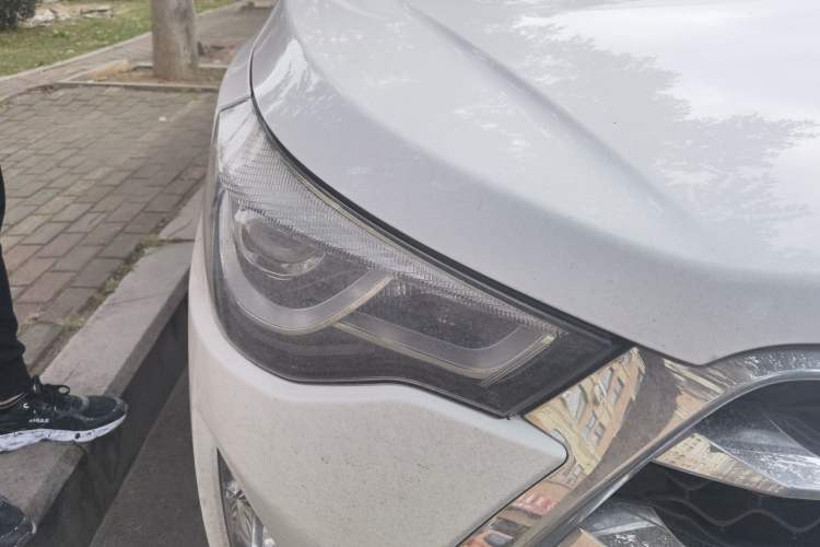 Used JAC Refine S3 2017 1.5L Manual Luxury Smart Model Right Front Headlight