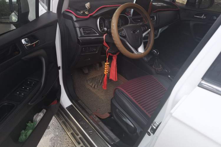 Used JAC Refine S3 2017 1.5L Manual Luxury Smart Model Driver Seat