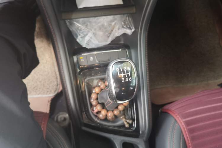 Used JAC Refine S3 2017 1.5L Manual Luxury Smart Model Gear Lever