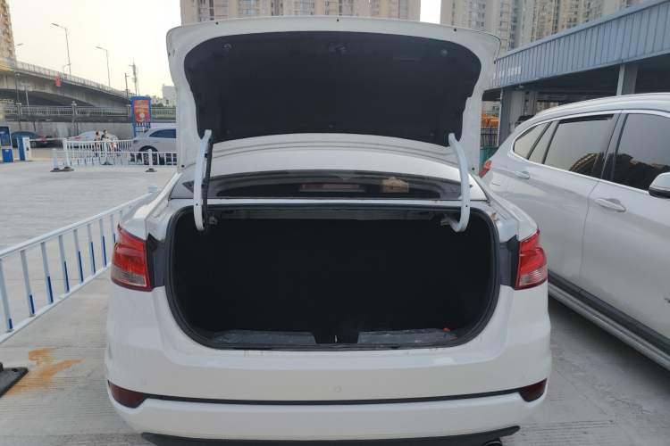 Used Bestune B50 2019 1.4T Automatic Elite Edition
