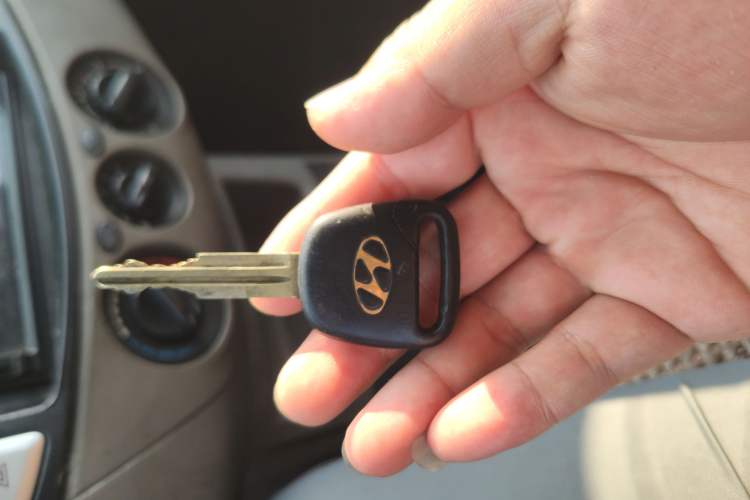 Used Mitsubishi Zinger 2011 2.0L Manual Classic Trim