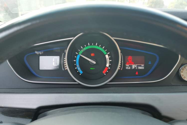 Used Roewe e550 2016 Deluxe Edition
