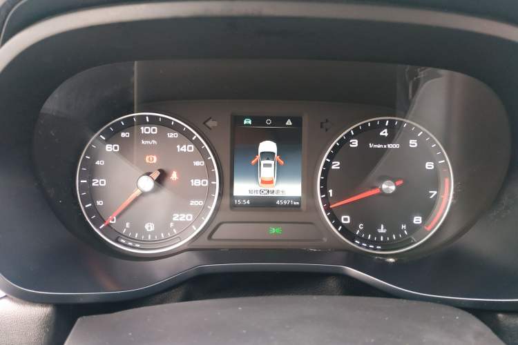 Used Roewe i5 2019 1.5L Manual 4G Connectable Langhao Edition
