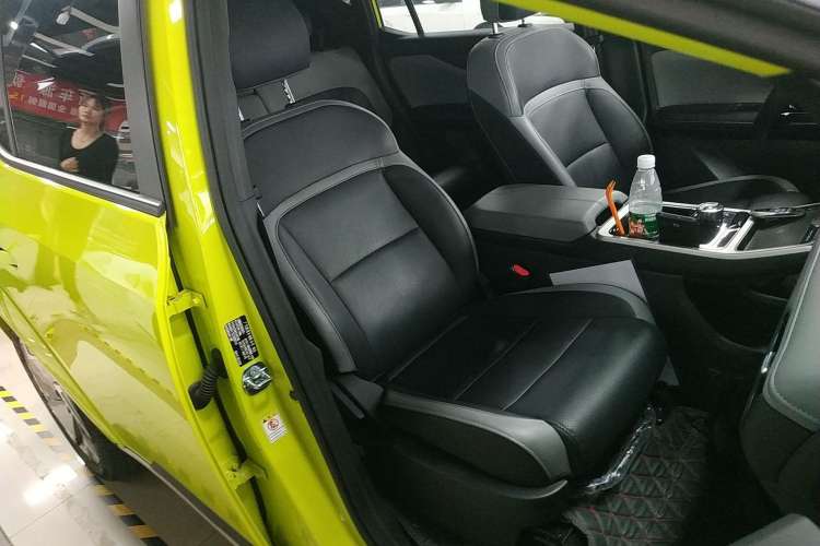 Used Hycan Z03 2021 Trendy Smart Edition Right Front Seat