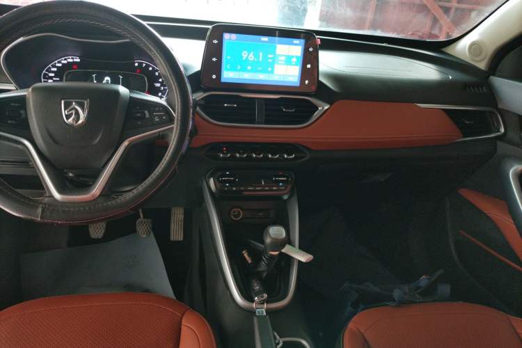 Used Baojun 510 2017 1.5L Manual Luxury Model
