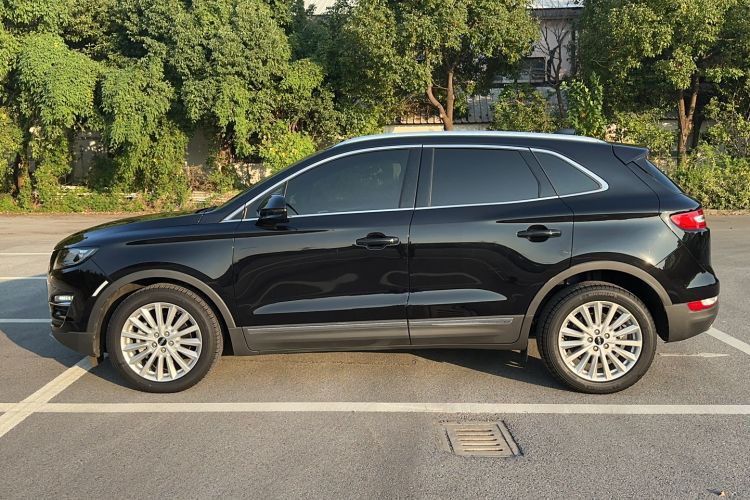 Used Lincoln MKC 2019 2.0T Two-Wheel Drive Luxury Edition China VI Standard