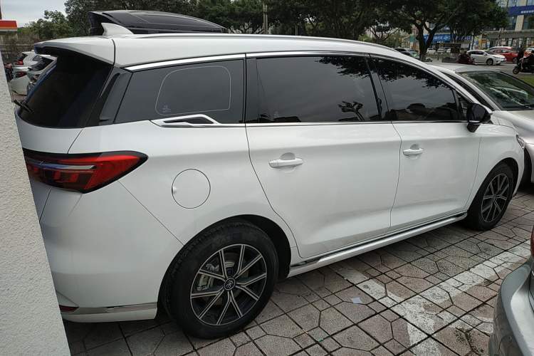 Used BYD Song MAX New Energy 2022 DM-i 105KM Flagship Model Rear Right 45 Deg