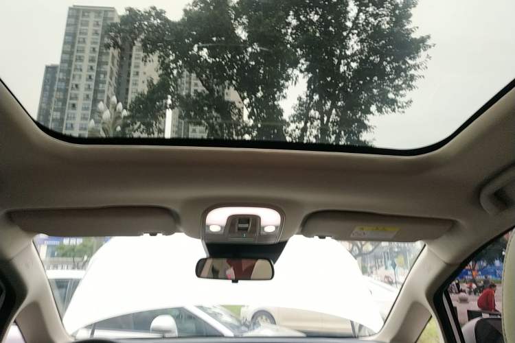 Used BYD Song MAX New Energy 2022 DM-i 105KM Flagship Model Headliner