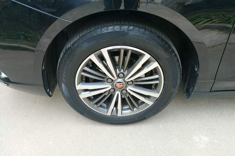 Used Roewe i5 2019 1.5L Manual 4G Connectable Langhao Edition
