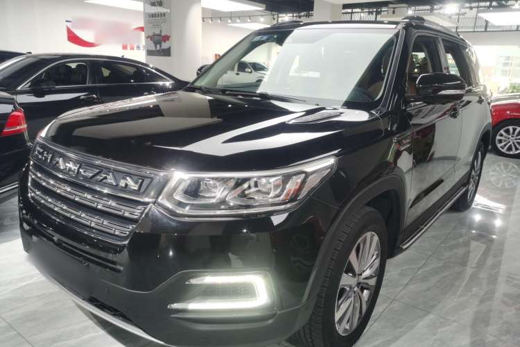 Used Changan CS95 2017 2.0T Four-Wheel Drive ZhiZun Edition