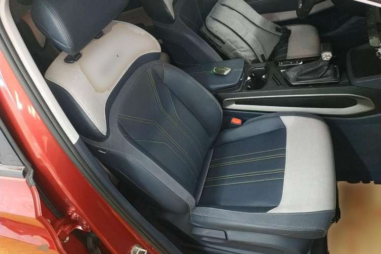 Used Baojun RM-5 2019 1.5T CVT 24-Hour Online Luxury Version 6 Seats
