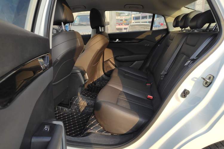 Used Dongfeng Aeolus Yixuan 2020 200T Manual Ignition Edition