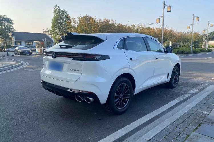 Used Changan UNI-K 2023 2.0T Two-Wheel Drive YueShang Trim