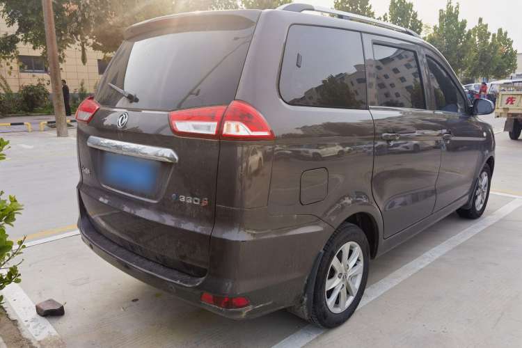 Used Dongfeng Fengon 330 2019 1.5L 330S Manual Comfort Version China VI Standard
