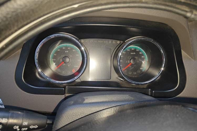 Used Dongfeng Yufeng Yufeng EM26 2023 High-End Model 41.86 kWh CATL
