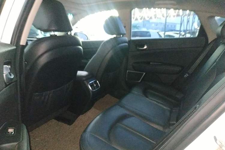 Used Kia K5 New Energy 2018 2.0L Smart Enjoyment Version
