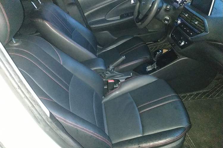 Used Changan Alsvin 2019 1.5L DCT Comfort Model China VI Standard
