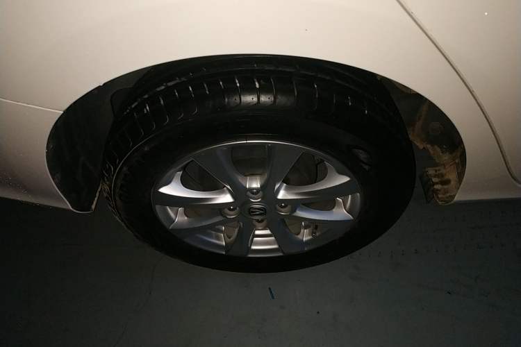 Used Changan Alsvin 2019 1.5L DCT Comfort Model China VI Standard
