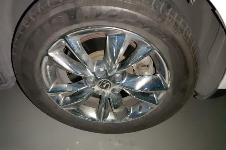 Used Luxgen Great 7 SUV 2012 Limited-Edition Sharp Edition 2.2T All-Wheel-Drive Prestige Model