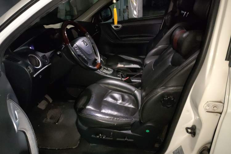 Used Luxgen Great 7 SUV 2012 Limited-Edition Sharp Edition 2.2T All-Wheel-Drive Prestige Model