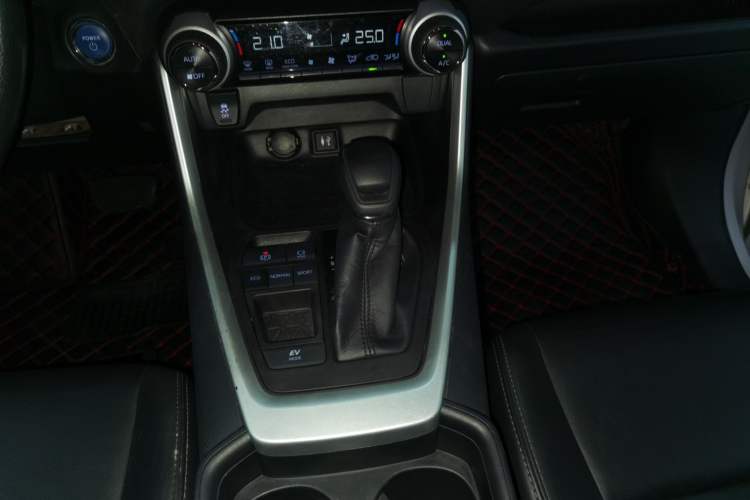 Used Toyota Wildlander 2020 Dual-Engine 2.5L E-CVT Two-Wheel Drive Luxury Edition
