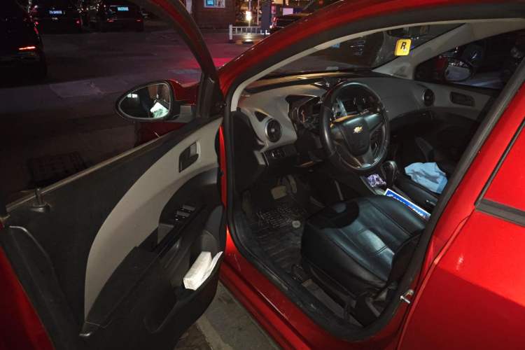 Used Chevrolet Aveo Sonic 2011 Sedan 1.4L Automatic SL Driver Seat