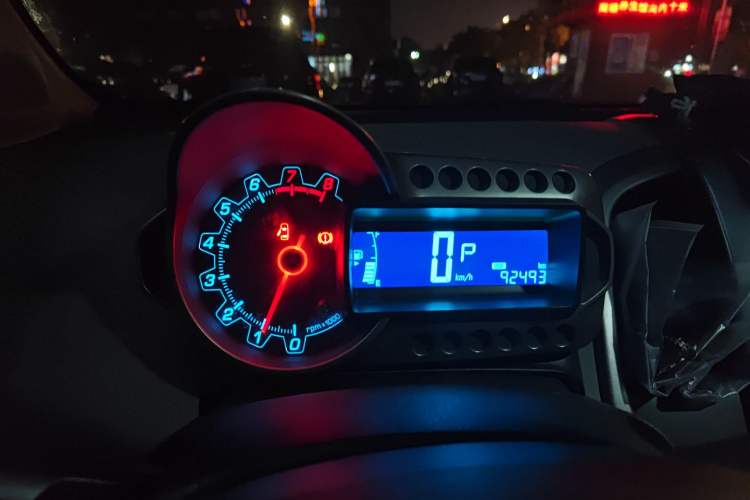 Used Chevrolet Aveo Sonic 2011 Sedan 1.4L Automatic SL Instrument Cluster