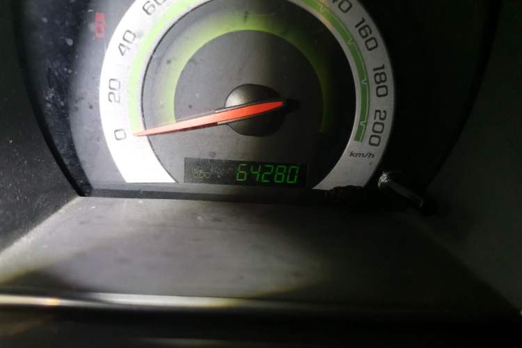 Used Chevrolet Lova 2010 1.4 MT Fengdu Version
