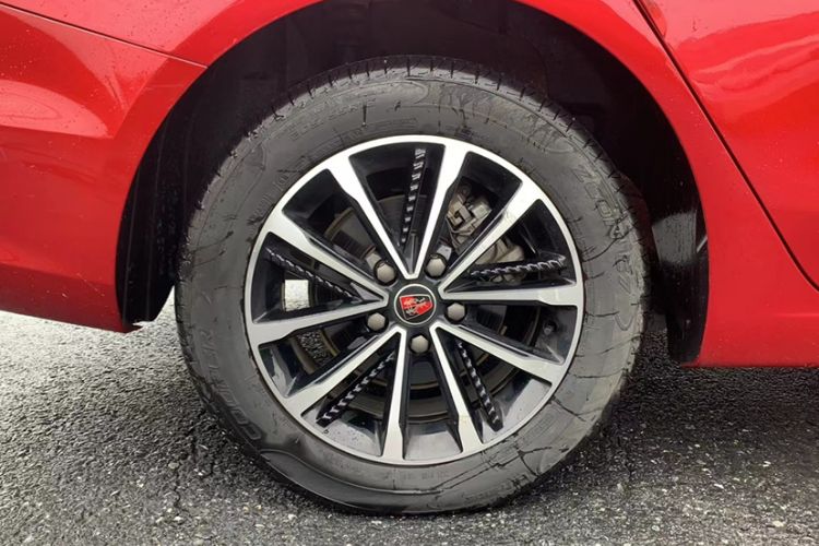 Used Roewe i5 2020 1.5L Automatic 4G Connect Luxury Flagship Edition