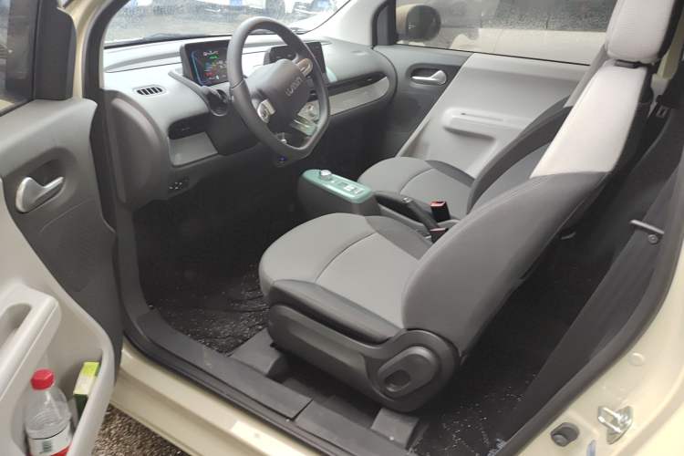 Used CHANGAN Lumin 2022 210km Sweet Edition
