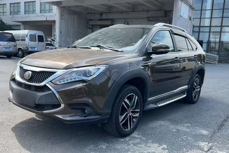 Used BYD Tang New Energy 2015 2.0T Four-Wheel-Drive Flagship Model