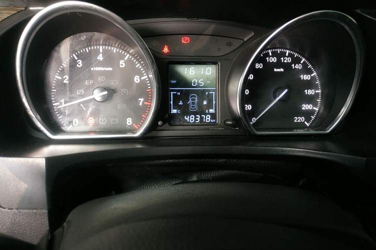 Used Zotye T600 2016 1.5T Manual Luxury Edition
