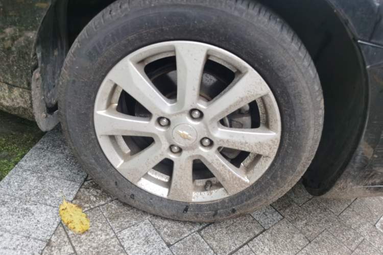 Used Chevrolet Epica 2013 1.8 SX Luxury Edition AT Right Front Wheel Hub