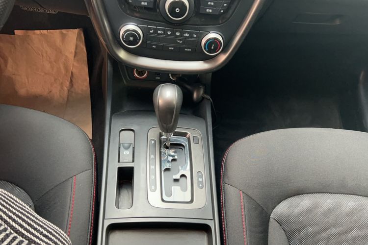 Used Bestune X80 2016 2.0L automatic Comfort trim level
